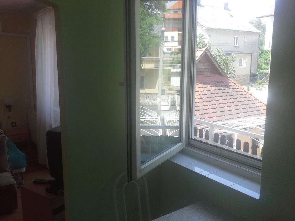 Friends Villa Apartments Heviz Exterior photo